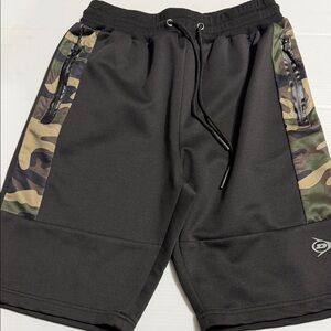 Dunlop Men's Black and Camouflage Athletic Shorts